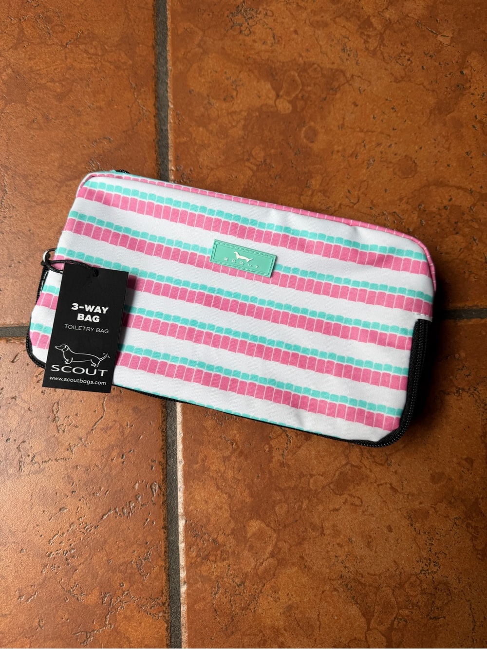 NWT Scout 3-way toiletry bag